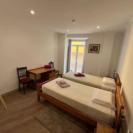 Castle House Center לואה